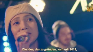 Interviewszene aus der Produktion Buxterhymes